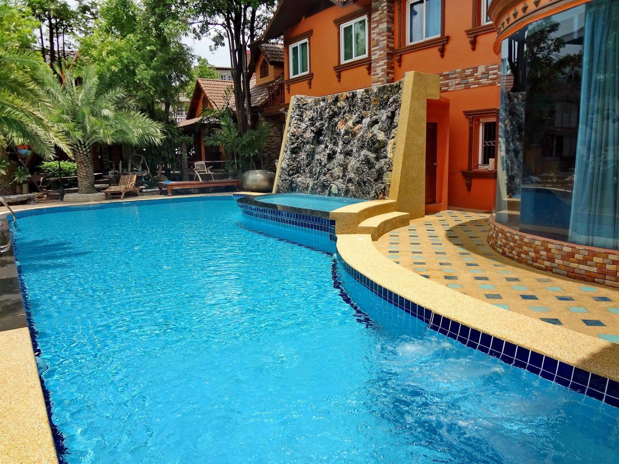 Khunsri Resort Art Boutique Hotel Pattaya Dış mekan fotoğraf